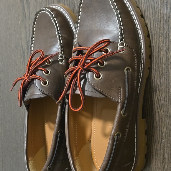 Shoes - Picture 1 of 7